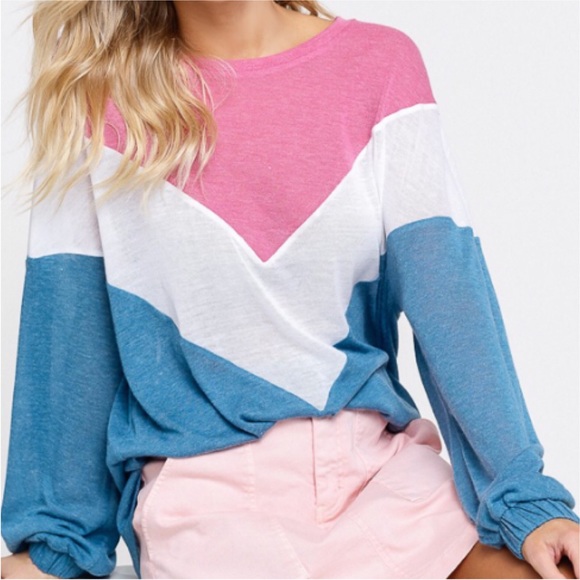 Soft Light Color Block Textured Knit V-Shape Top! - Picture 4 of 9